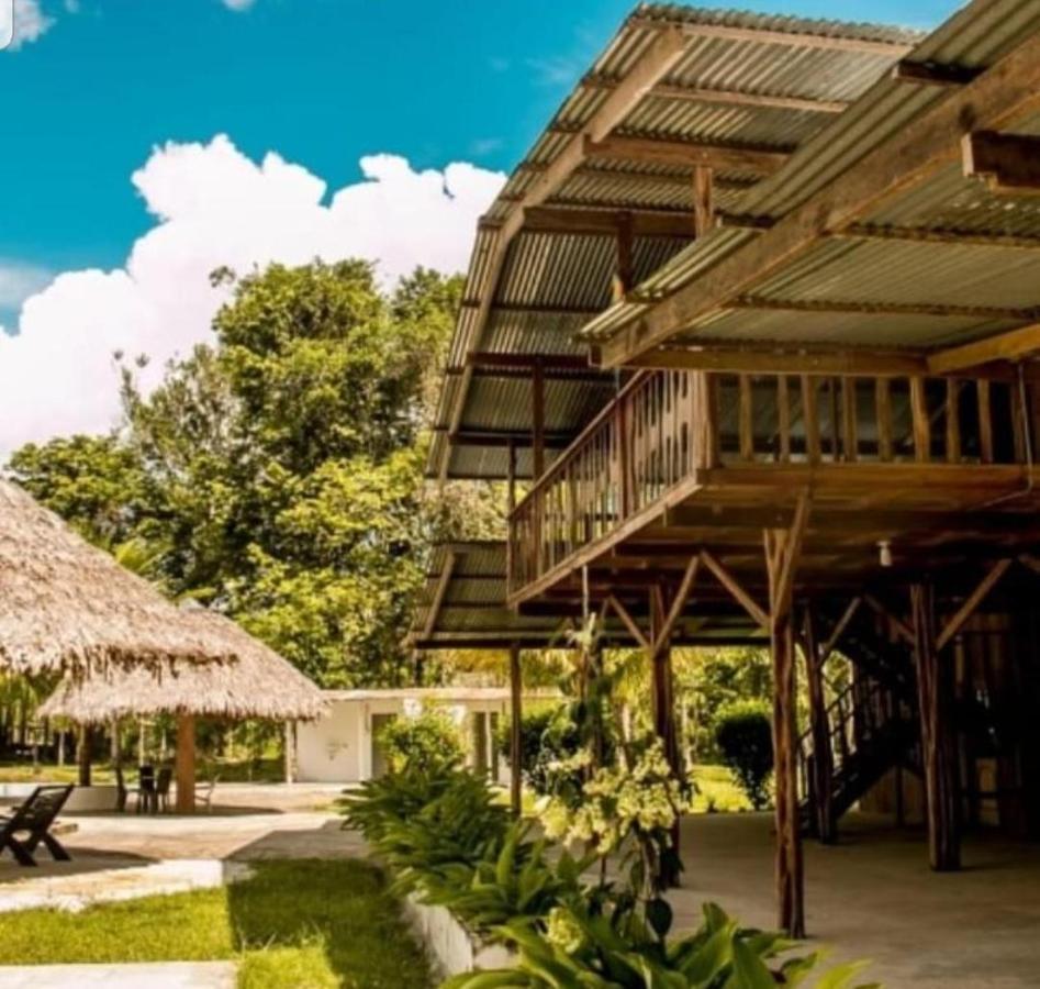 Hotel Karupa Amazonas Leticia Exteriér fotografie